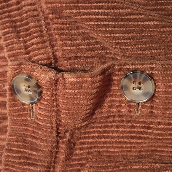 Sold - Picture 2 of 4